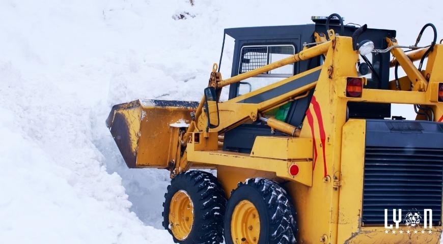 Top Snow Equipment To Buy At An Auction